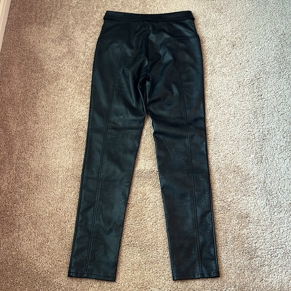 Tiger Mist Faux Leather Zippered Pants - Picture 6 of 9